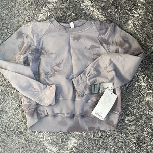 It’s a Wash Sweatshirt NWT size 6